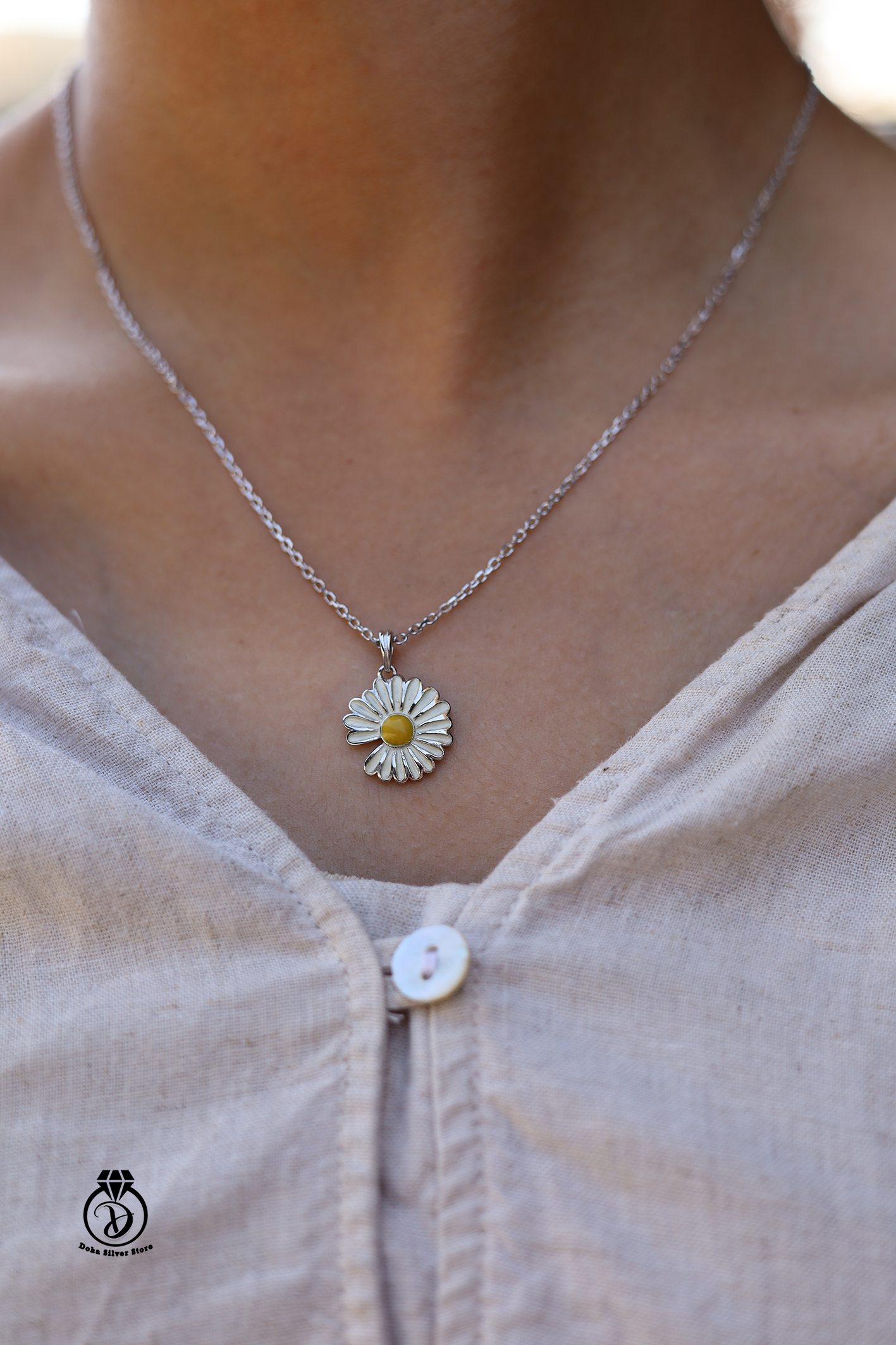 Daisy Flower Silver Necklace 🌼