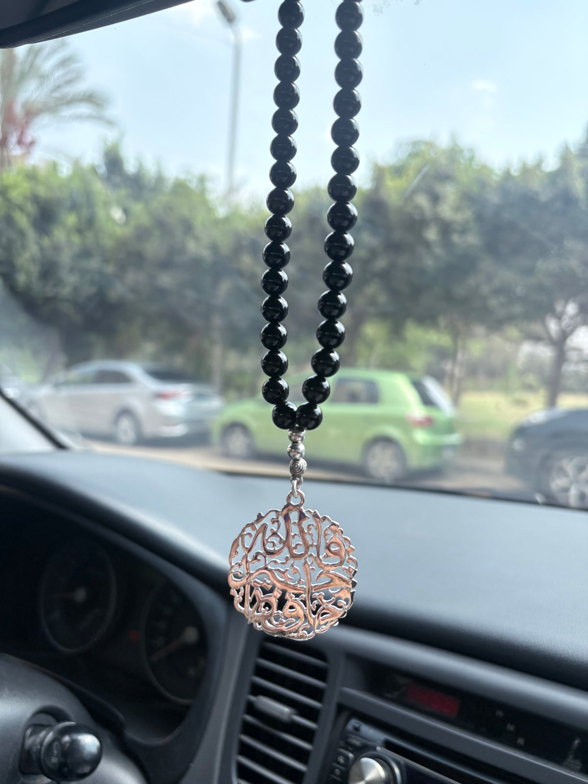 Onyx Car Chain