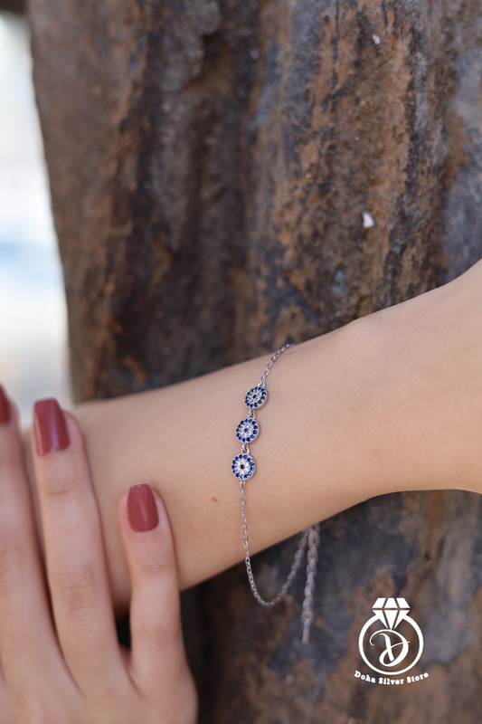 Blue & White Zircone