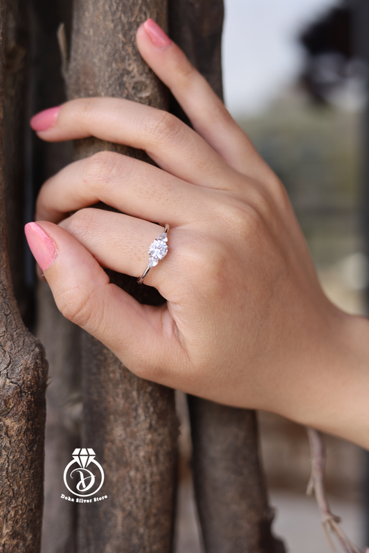 Royal Gleam Ring